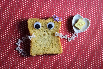 Toast with eyes - image gratuit #187299 