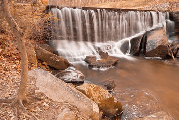 Rustic Rock Run Falls - Kostenloses image #295129