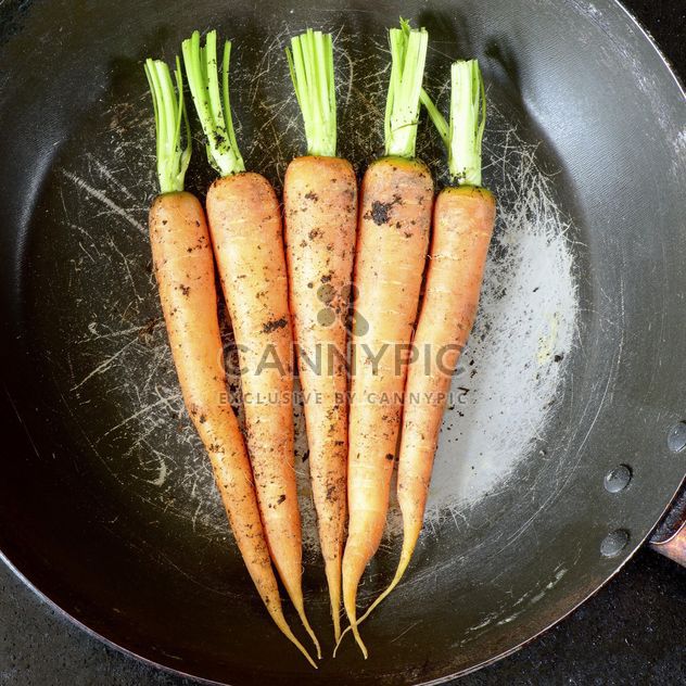 carrots on frying pan - image #302899 gratis