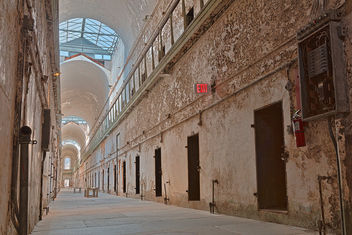 Prison Corridor - HDR - Kostenloses image #326939