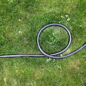 hose on the grass - бесплатный image #328079