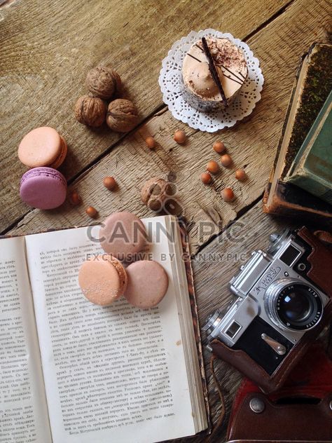 Macaroons, cake, nuts, old camera and books - image gratuit #329099 