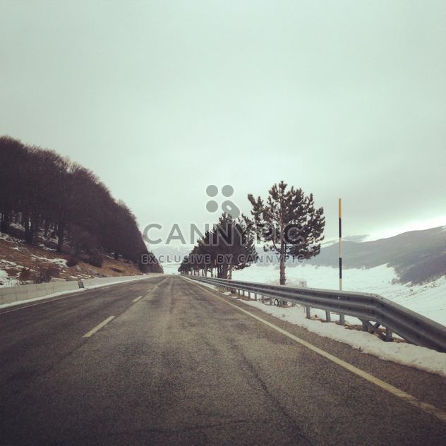 View on road in winter - Kostenloses image #331189