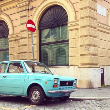 Old blue Fiat - image gratuit #332309 