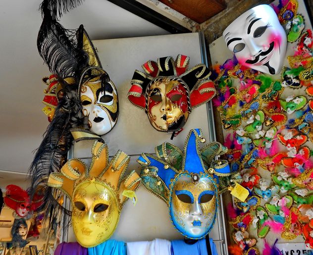 Masks on carnival - image #333659 gratis