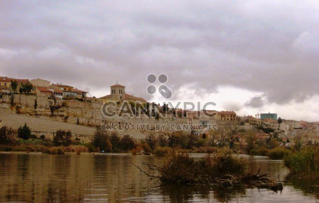 Castile and León, Spain, the capital of the province of Zamora - бесплатный image #334179