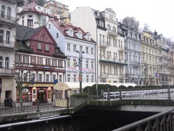 Houses in Karlovy Vary - image gratuit #338229 