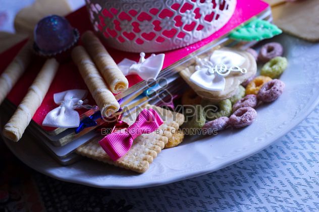 Vanilla still life with pearls and glitter - Free image #342159