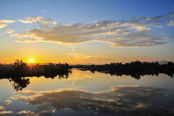 Morning sunrise on a lake - Kostenloses image #344229