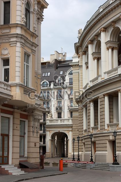 Old architecture on street of city - image gratuit #346209 