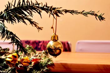 Christmas toy hanging on Christmas tree - image gratuit #346599 
