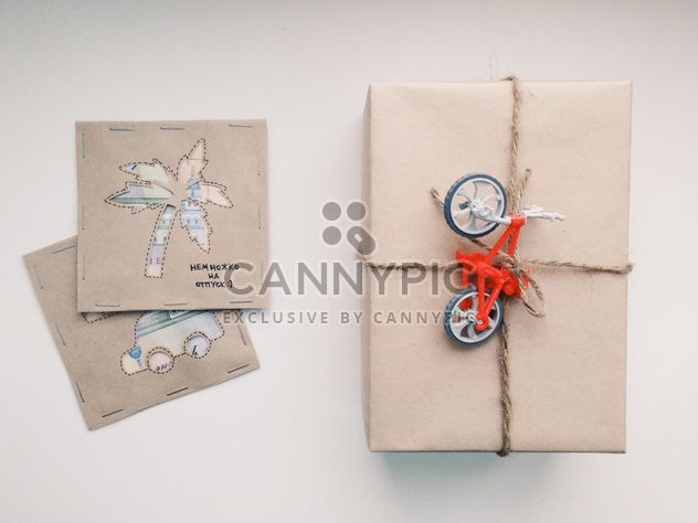 Gift, toy motorbike and cards - бесплатный image #347829