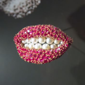 Lips from rubies and pearls - image #350219 gratis