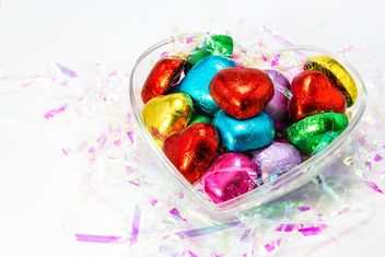 Heart shaped of chocolate candy - бесплатный image #439029