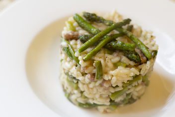 Risotto with asparagus and sausage - image gratuit #453079 