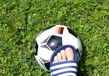 Man's foot touching soccer ball - image gratuit #454469 