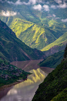 Jinshajiang River Valley - image #456369 gratis