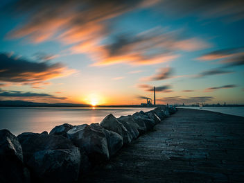 Sunset in Poolbeg - Dublin, Ireland - Seascape photography - image #456929 gratis
