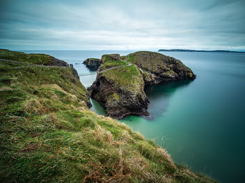 The rope bridge - Northern Ireland - Seascape photography - бесплатный image #458319
