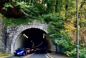 Curved Tunnel - image #491209 gratis