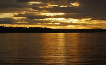 Sunset ivew over lake. - image gratuit #499889 