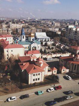 Aerial view on cars and architecture of city - бесплатный image #182729