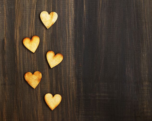 Hearts on the wood - image #184059 gratis