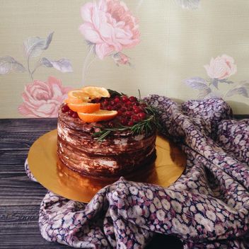 Chocolate cake with berries - бесплатный image #198529