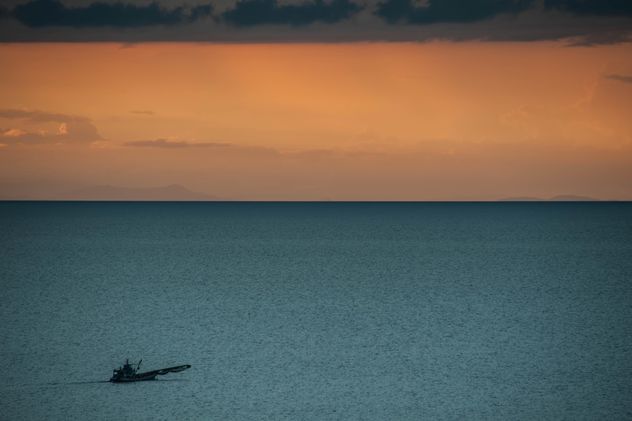 Fisherboat on a sea - image #271849 gratis