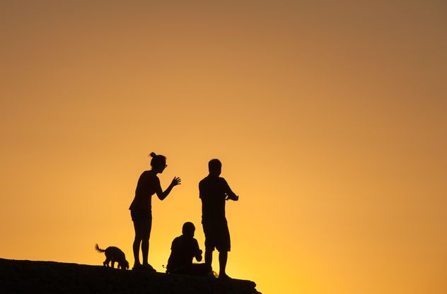 Silhouettes at sunset - Kostenloses image #271879