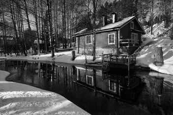 Streamside Cottage - Free image #296599
