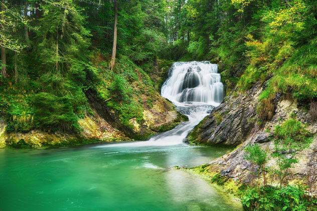 Hidden Waterfall - image #301289 gratis