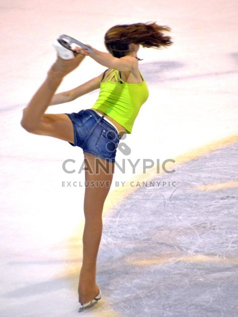 Ice skating dancer - Free image #330929