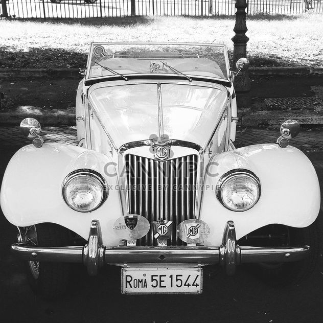 Retro white MG Car - Kostenloses image #331299