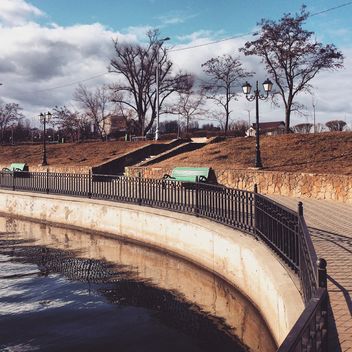 Lake in park in Kishinev - бесплатный image #332189