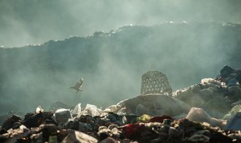 Pile of waste and trash - Kostenloses image #337509