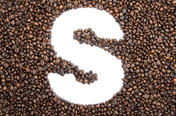 Alphabet of coffee beans - image gratuit #451919 