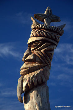 Sculpture - Profile of a watcher by iezalel williams IMG_2549-001 - бесплатный image #462059